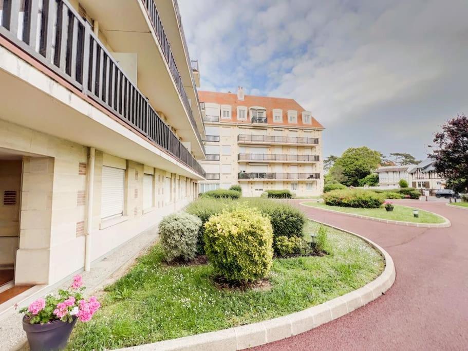 Deauville Triangle D'Or Proche Mer & Casino Aux Clefs Des Sacres Екстериор снимка